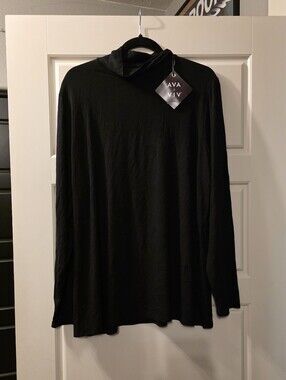 Ava & Viv Black Lightweight Long-Sleeve Turtleneck Shirt